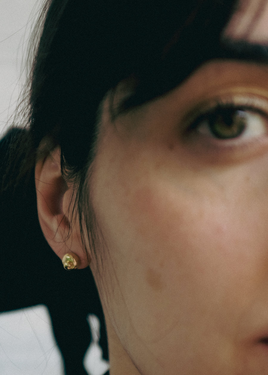 Caracol Studs in 18k Fairmined Gold