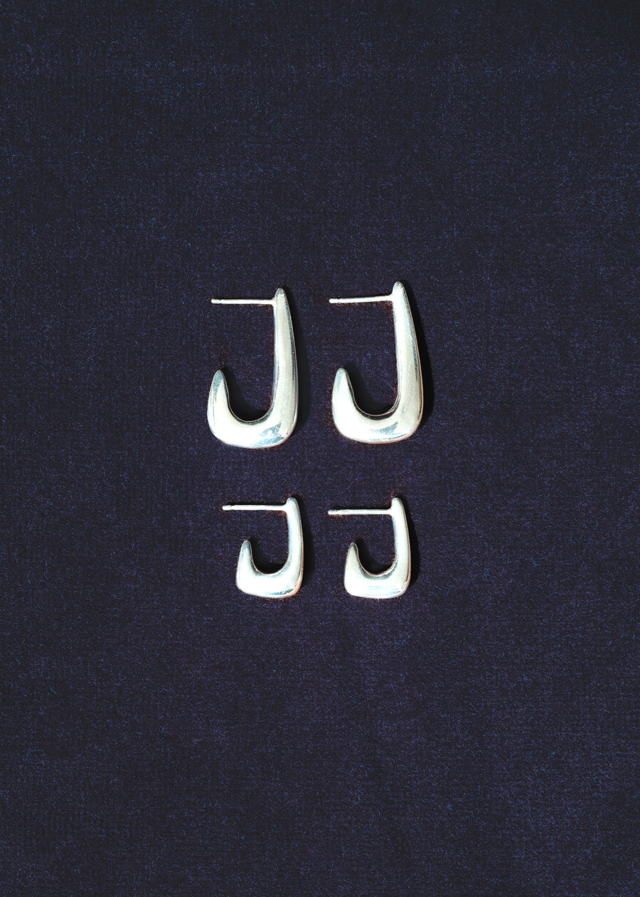 Small Caldero sculptural J-hoop earrings