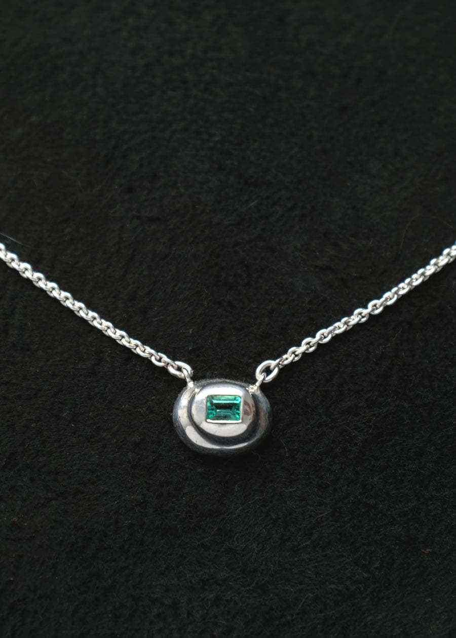 Canto Pendant in Emerald