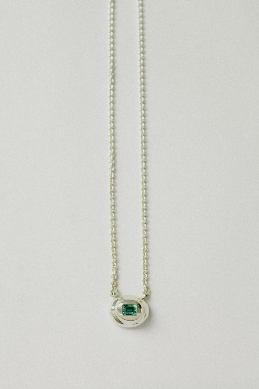 Canto Pendant in Emerald